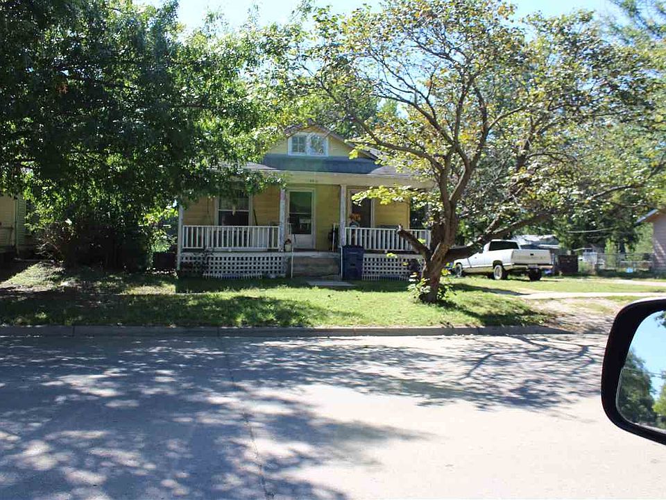 2nd image of 609 NW 7th St