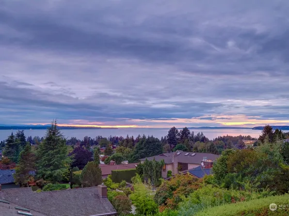 411 12th Avenue N, Edmonds, WA 98020