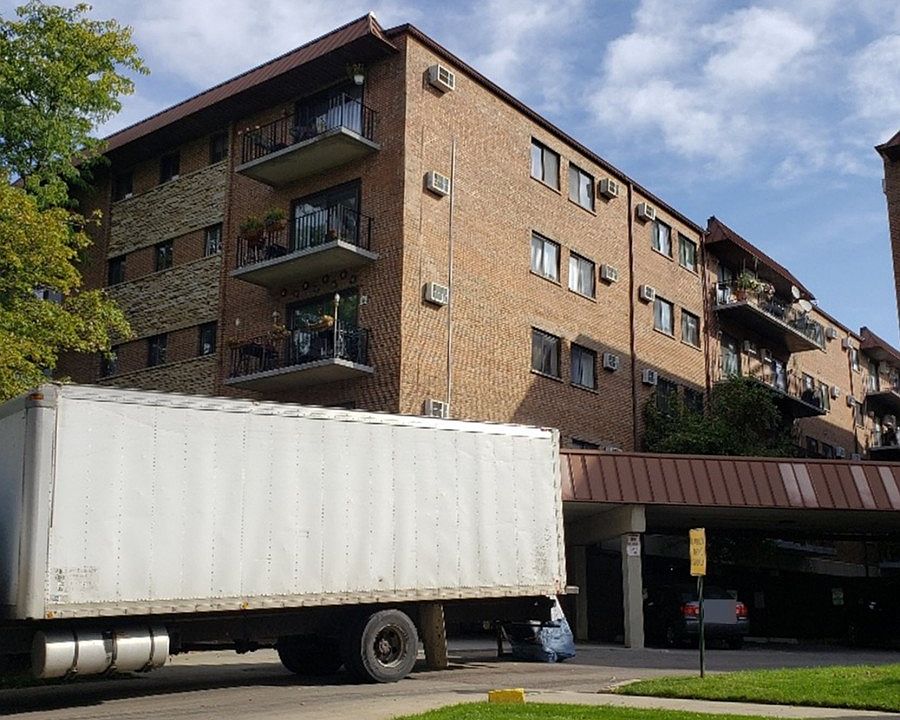 1st image of 2333 N Neva Ave APT 309C