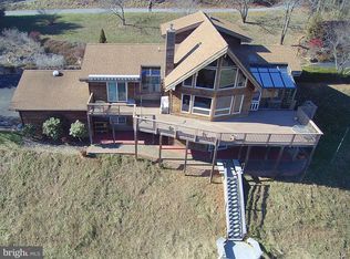 201 Rawley Ridge Dr, Front Royal, VA 22630