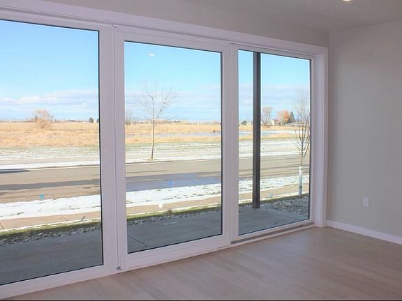 4th image of 476 Enterprise Blvd Unit 105