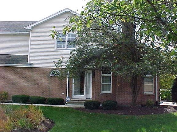 4th image of 8432 Sandalwood Ct