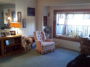 1063 Park Ln N, Franklin Square, NY 11010