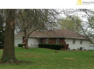 102 W Royal St, Raymore, MO 64083