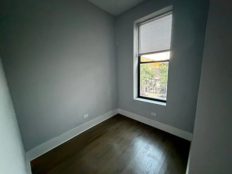 1722 West 21st Street — Photo 7