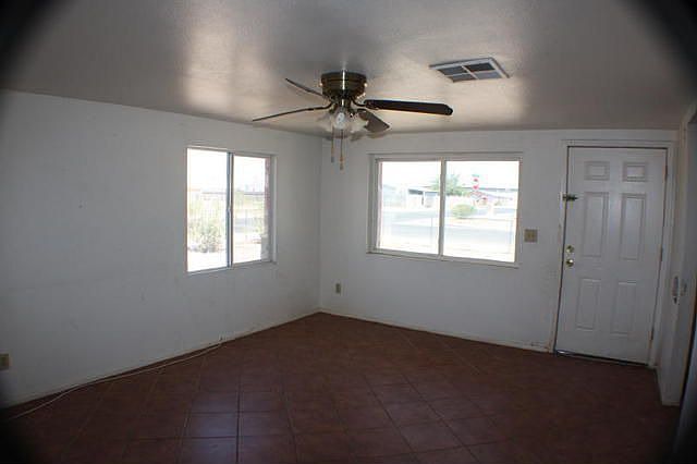 2nd image of 545 W Cholla St