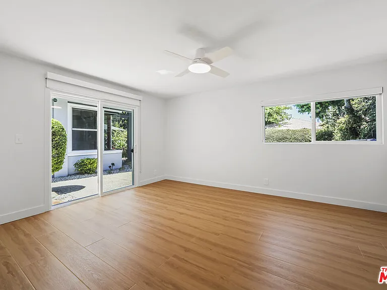2672 Veteran Ave — Photo 25
