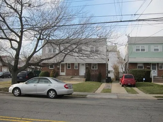 Sold by Bergen Basin Real Estate | media 70