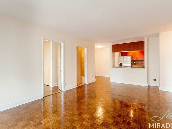 4th image of 330 E 39th St APT 12L