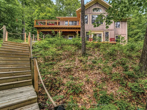 1031 Rotunda Dr, Highlands East, ON K0M 2A1