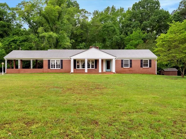 3049 L P Bailey Memorial Hwy, Halifax, VA 24558