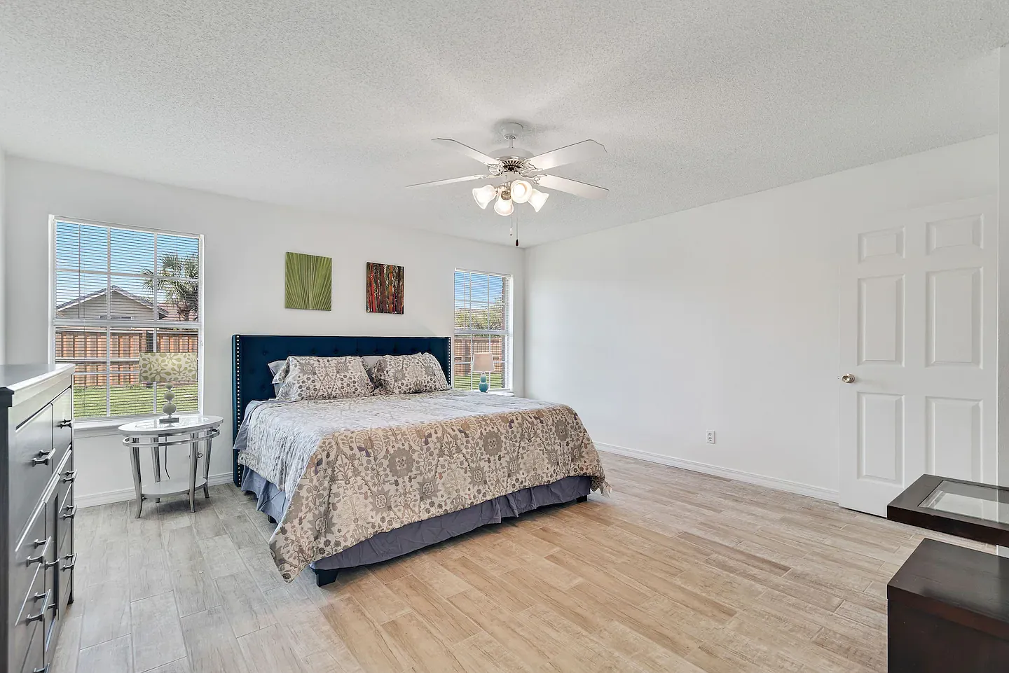 3033 Classic Dr — Photo 2