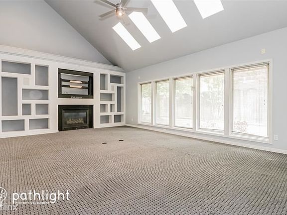2nd image of 2725 Holly Brook Ct