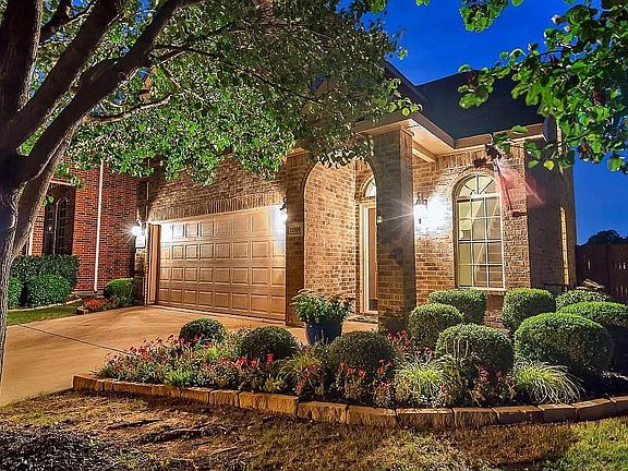 3rd image of 11505 Gloriosa Dr