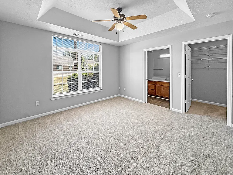 9' Ceilings, Large Windows at Beaver Creek Apartments