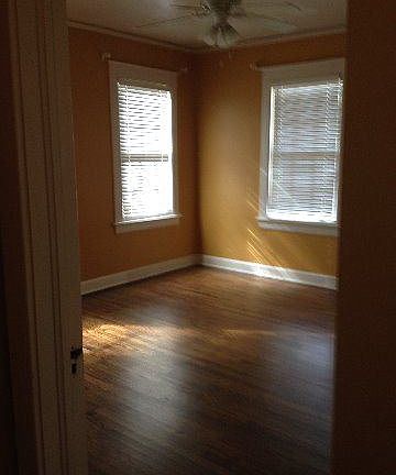 4th image of 1218 Owsley Ave