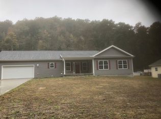 359 Lantern Way, Frenchburg, KY 40322