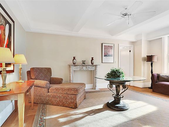 2nd image of 333 E 53rd St APT 12B