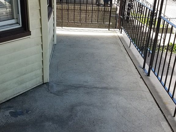 2nd image of 48 N 18th St