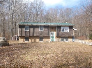 505 State Route 590, Roaring Brook Twp, PA 18444