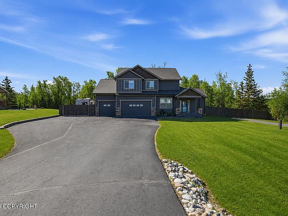 3rd image of 2588 W Angela Dr