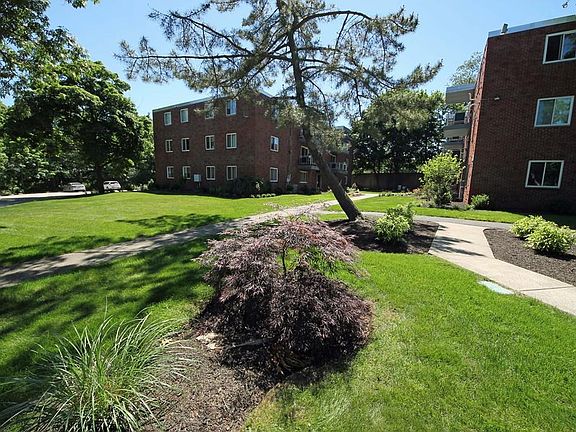 2nd image of 296 Commercial St APT 34