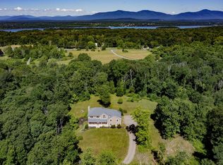 63 Pondview Dr, Red hook, NY 12571