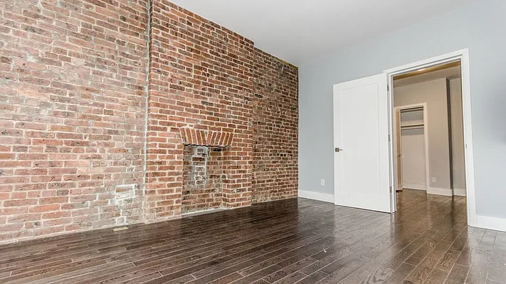 Rented by Nooklyn NYC LLC | media 6