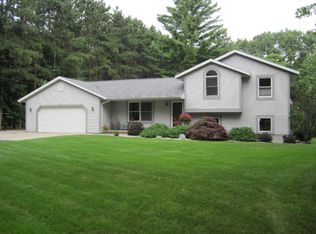 5314 Lakewood Rd, Whitehall, MI 49461