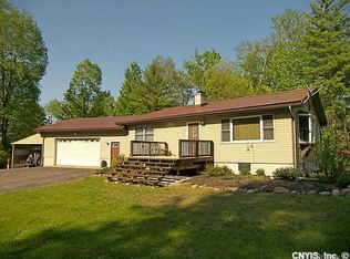 523 Kibbie Lake Rd, Constantia, NY 13044