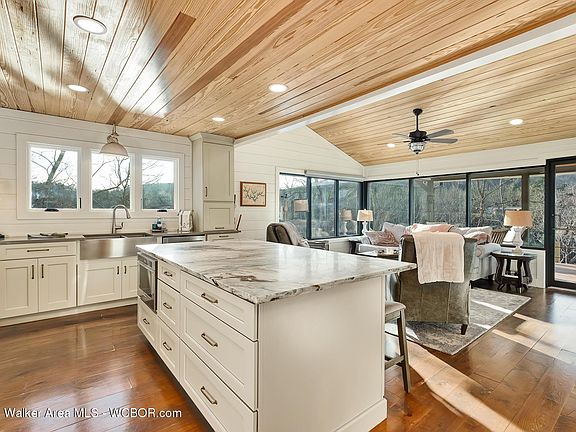 Image 4: Open Concept