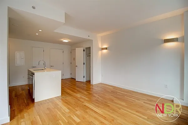 Rented by Next Door Realty NYC | media 59