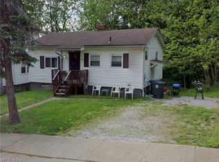 816 Vernon Odom Blvd, Akron, OH 44307