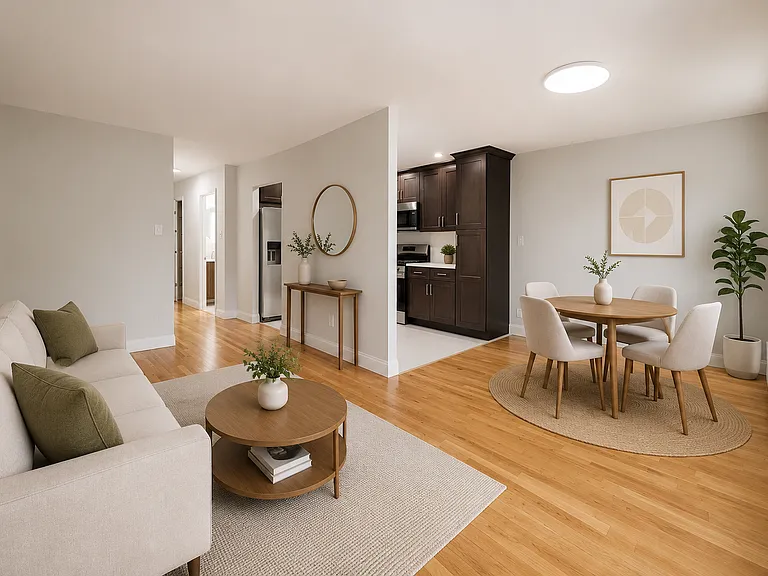 2070 E 55th St #3 — Photo 2