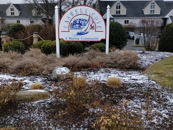 523 Popes Island Road #523, Milford, CT 06461