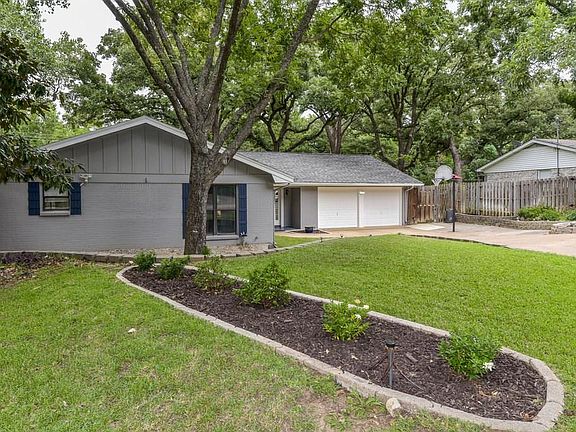 2nd image of 713 Sanford Ct