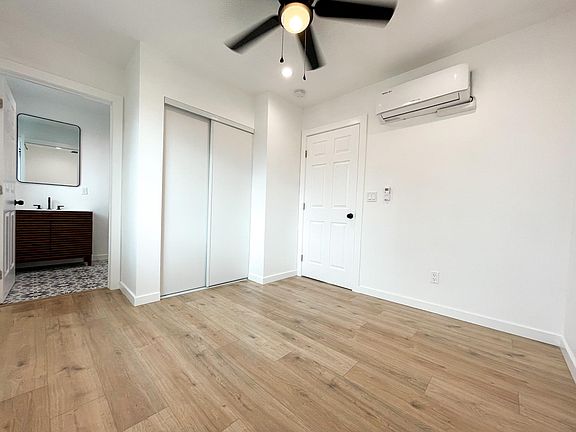 4th image of 15014 La Condesa Dr #1/2