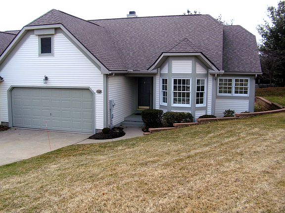 5th image of 608 Sally Cir