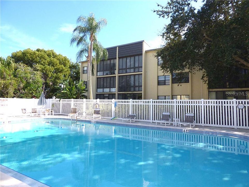 1st image of 14130 Rosemary Ln APT 1315