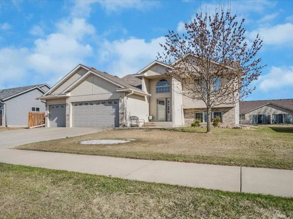 1086 Voyageur St, Saint Cloud, MN 56303