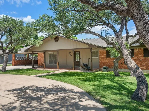 117 N West Ln, Kerrville, TX 78028