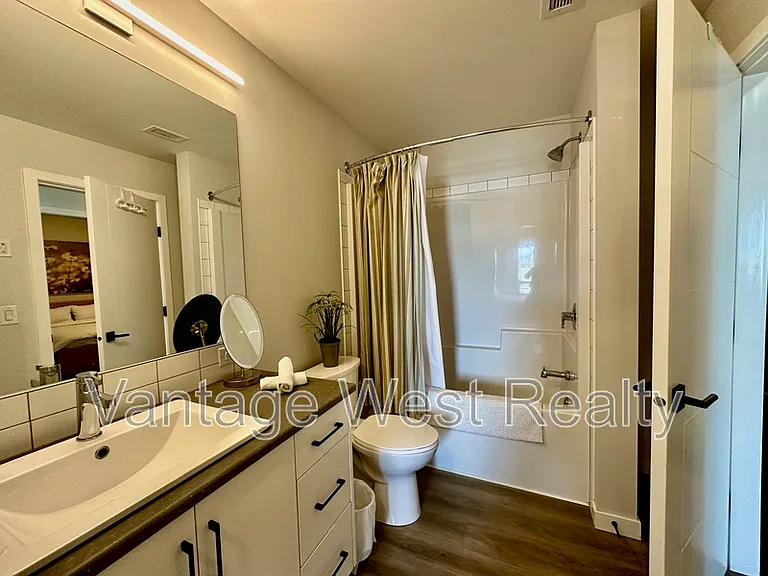 1215 Saint Paul St #304 — Photo 14