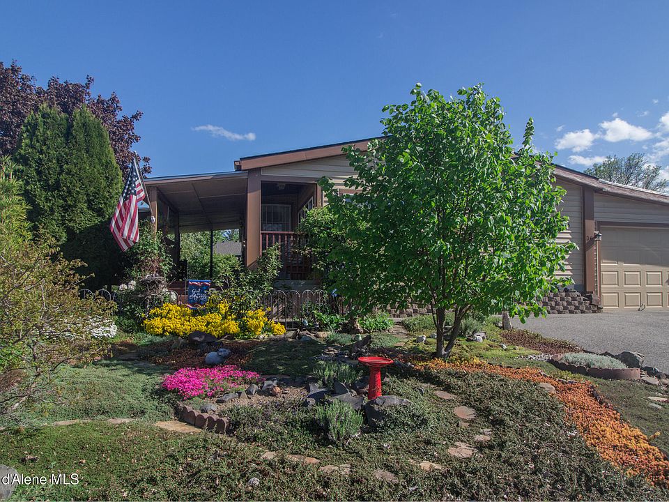 1st image of 2068 W Oxford Cir
