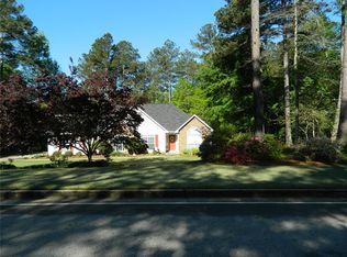 145 Mosby Creek Dr, Hampton, GA 30228
