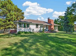 5404 52nd Ave, Lamont, AB T0B 2R0