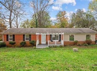 4060 Lamond Dr, Winston Salem, NC 27101