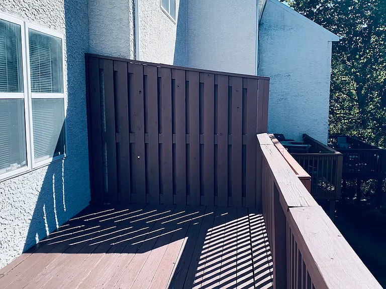 206 Thomas Ln S — Photo 9
