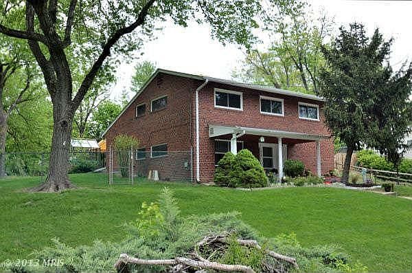 1st image of 7310 Pinewood St