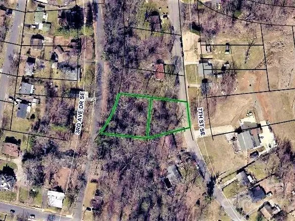 6 7th St SE, Hickory, NC 28602
