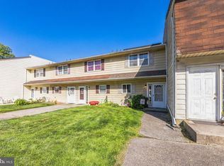 8 La Cascata, Clementon, NJ 08021